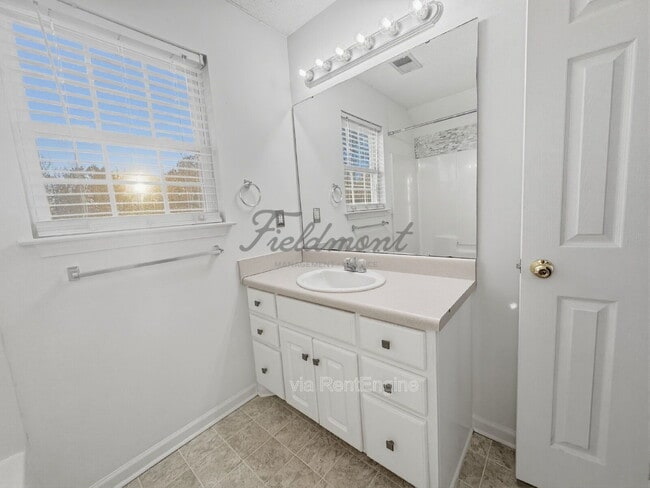 Building Photo - 530 Fawn Branch Trail