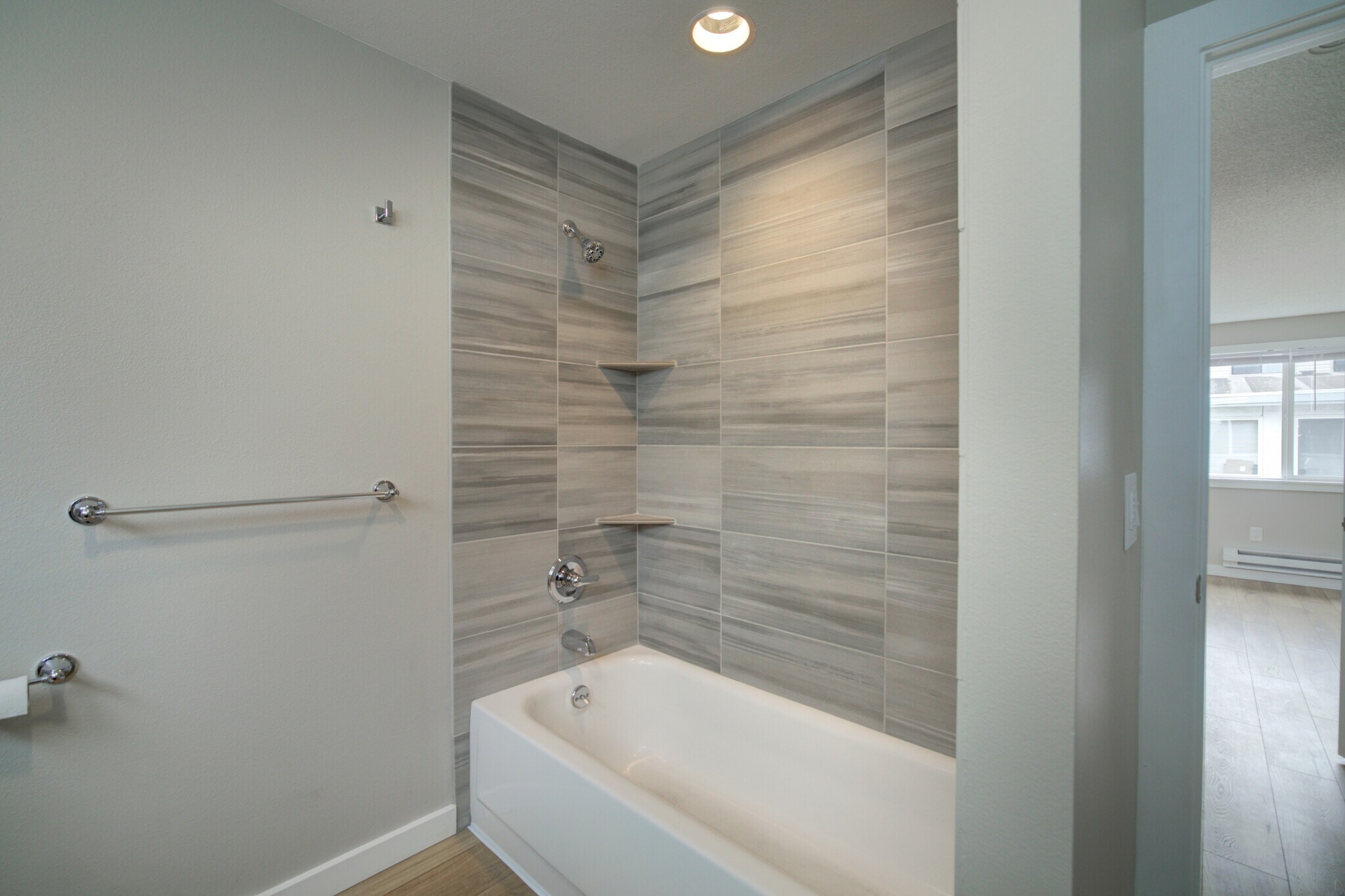 Building Photo - 13737 32nd Ave NE