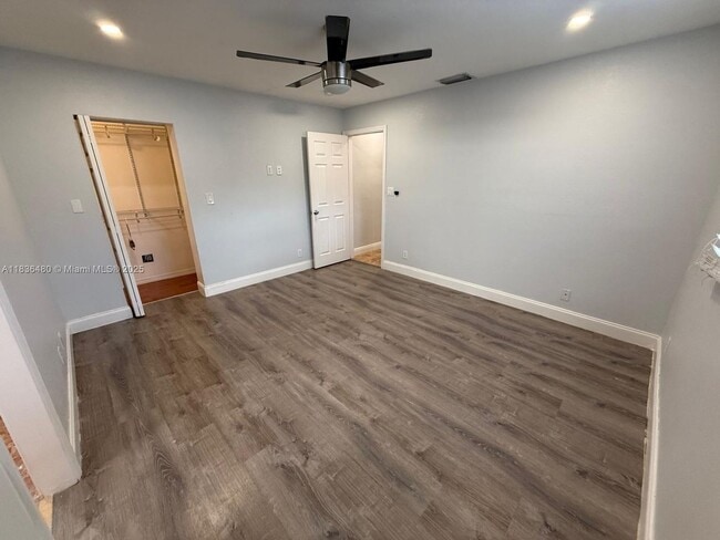 Building Photo - 4281 NW 35th Terrace