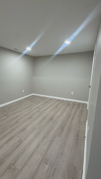 Building Photo - 3147 Antrim Cir