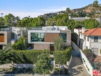 Building Photo - 1621 N Fairfax Ave