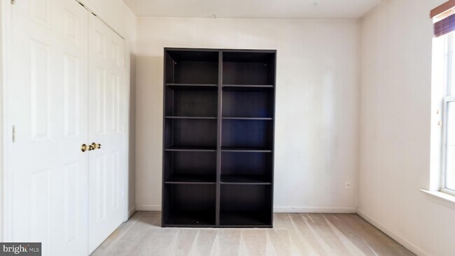 Building Photo - 45416 Baggett Terrace