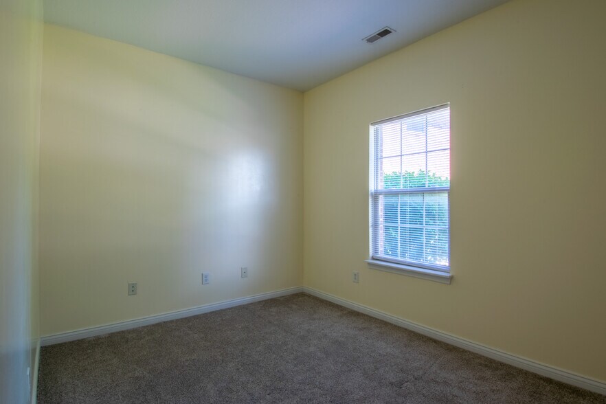 Building Photo - 4259 Eclipse Way