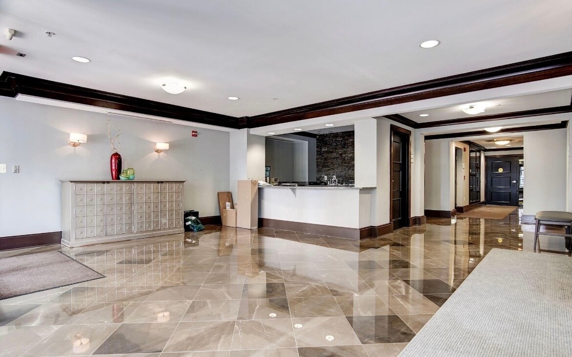 Building Photo - 1451 Belmont St NW