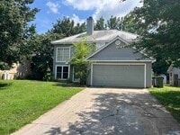 Building Photo - 2524 Autumn Ridge Dr SW