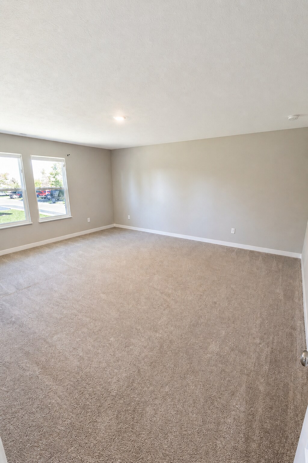 Building Photo - 9160 Larson Dr