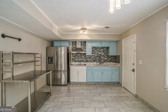 Building Photo - 9285 Cedar Ridge Dr NW