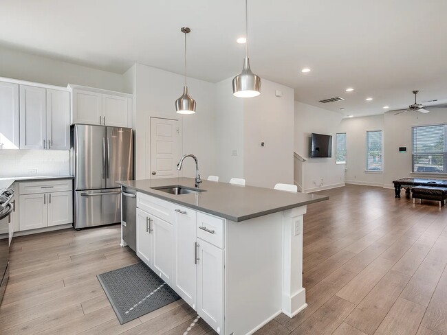 Building Photo - 2802 Addison Park Ln