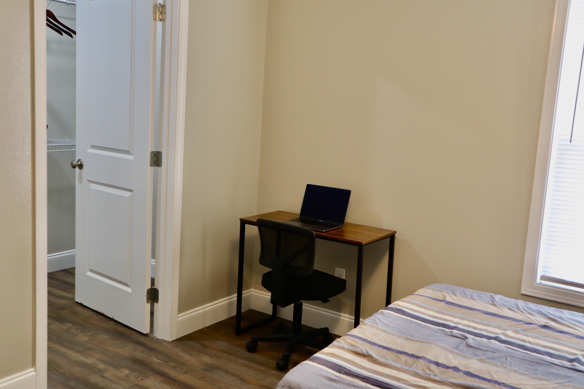 Study desk & chair - 814 Carson St