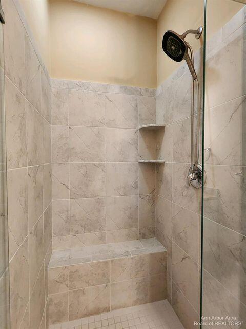 Building Photo - 5643 Arbor Chase Dr