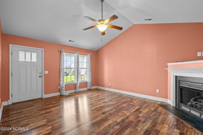 Building Photo - 121 Grist Mill Dr