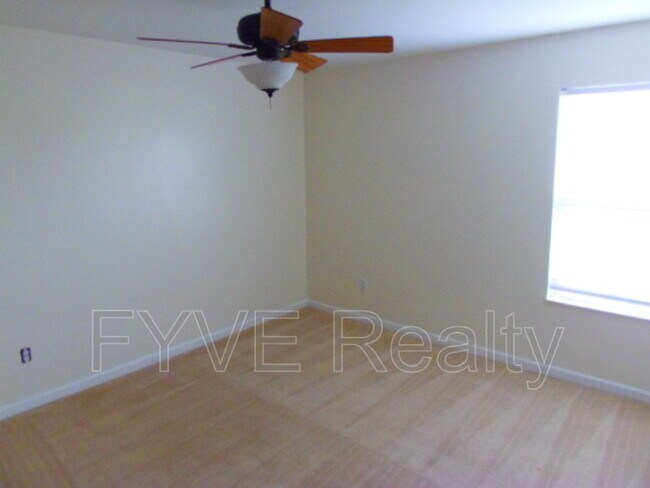 Building Photo - 3095 Blacksmith Ct