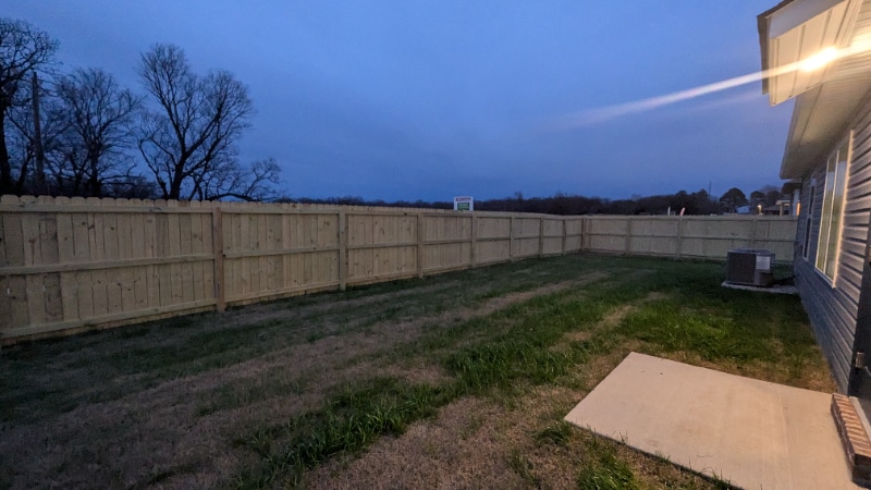 Building Photo - 1405 E Latium St