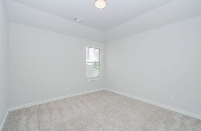 Building Photo - 14910 Mossycup Spur Wy