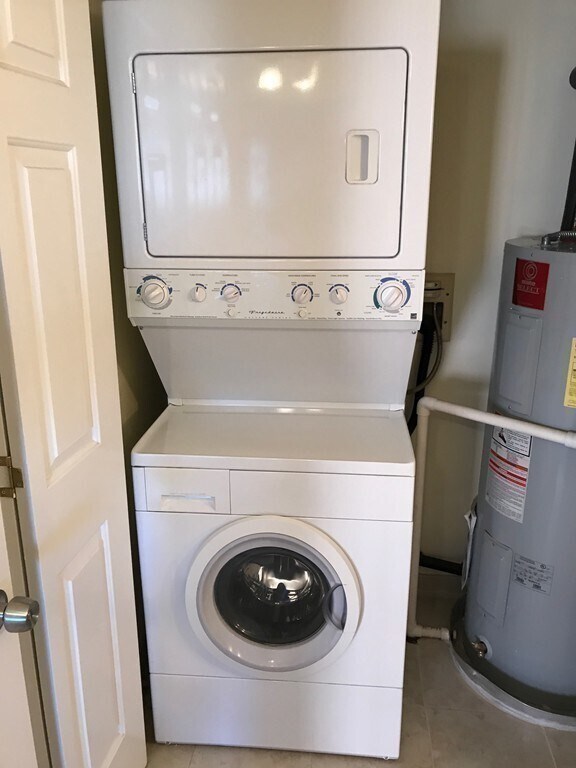 Building Photo - 22 9th St