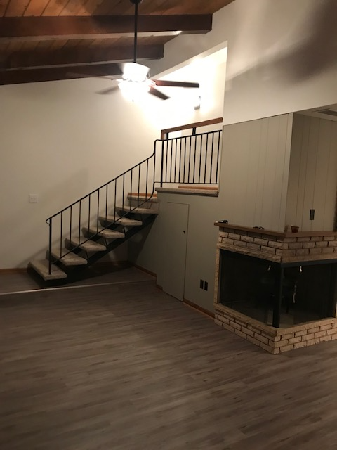 Building Photo - 428 Deldona Dr