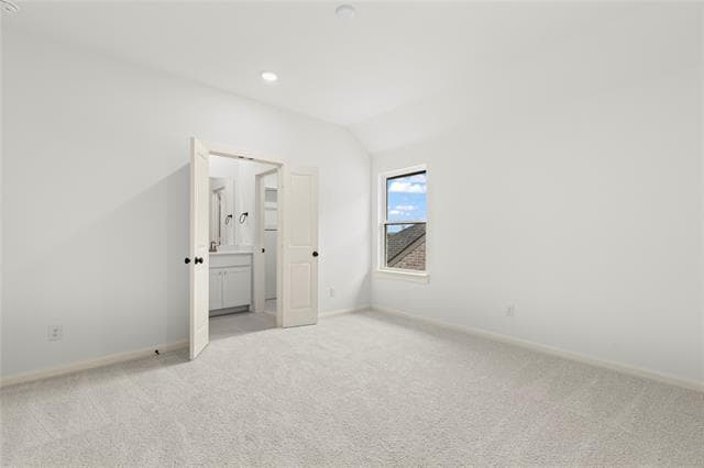 Building Photo - 15668 Gladeside Ave