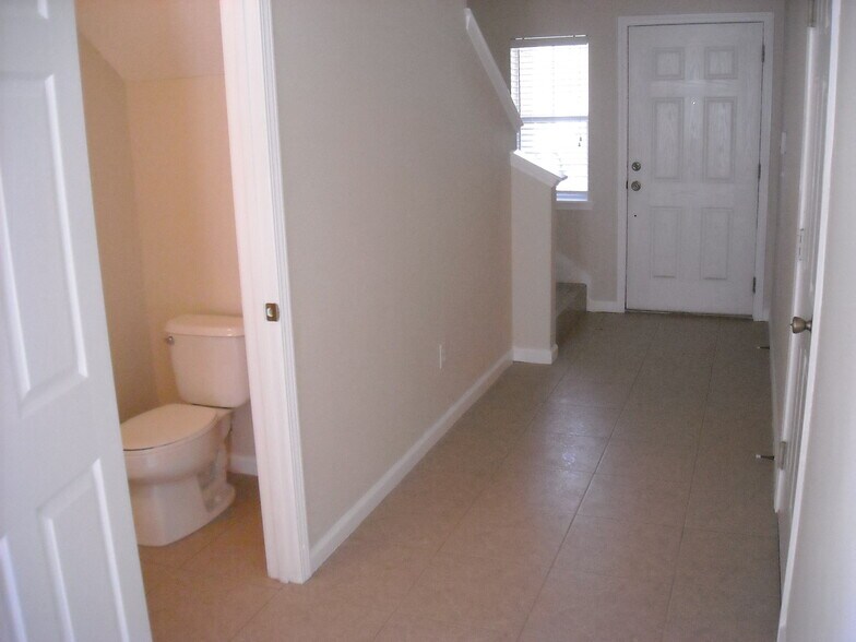 Building Photo - 6410 Shortleaf Pl