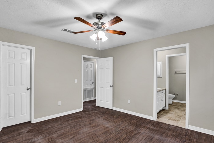 Building Photo - 128 Dogwood Cir