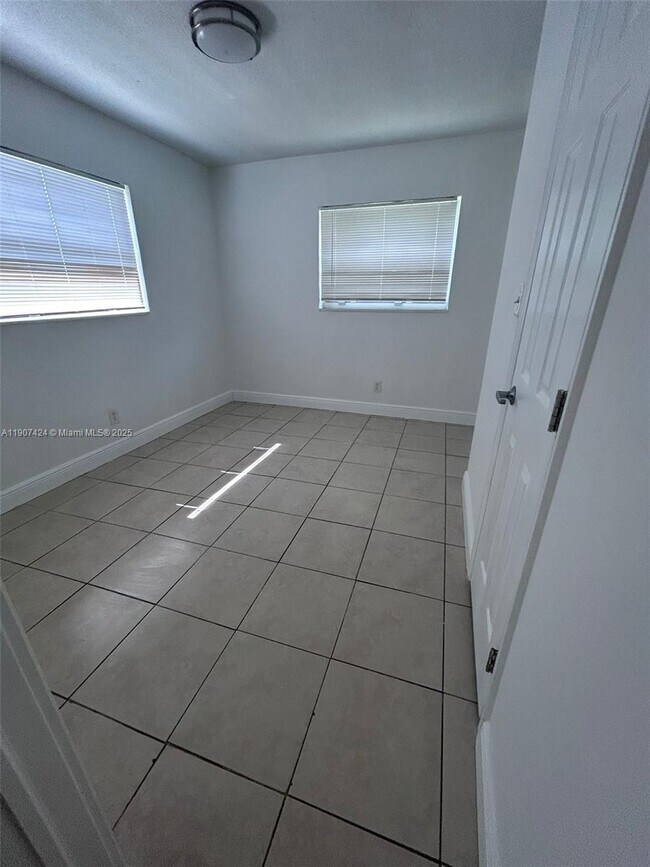 Building Photo - 2780 NW 14th St