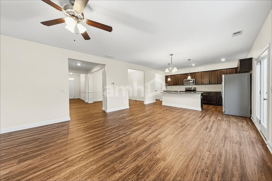 Building Photo - 1337 Weatherbrook Cir