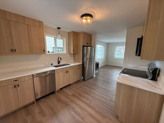 Building Photo - 2Bd/1Ba Renton House