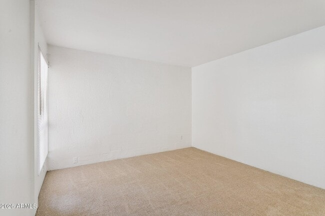 Building Photo - 7625 E Camelback Rd