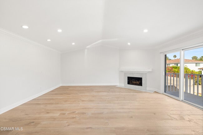 Building Photo - 5442 Alfonso Dr