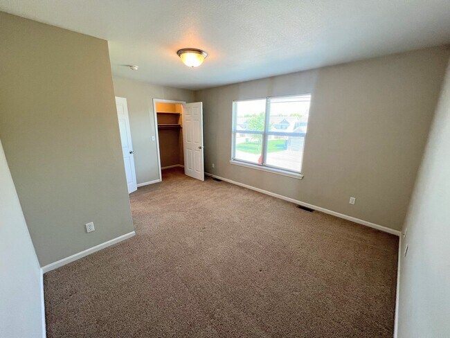 Building Photo - 16075 Holy Cross Ln