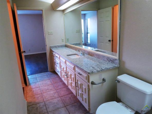 Building Photo - 5809 Hollytree-