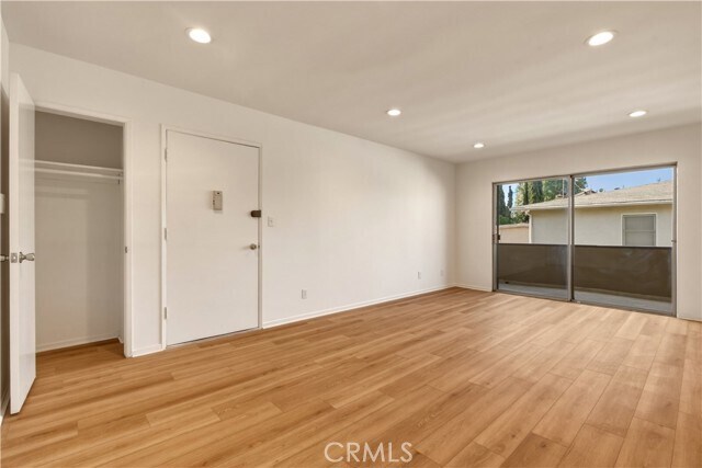 Building Photo - 6140 Whitsett Ave