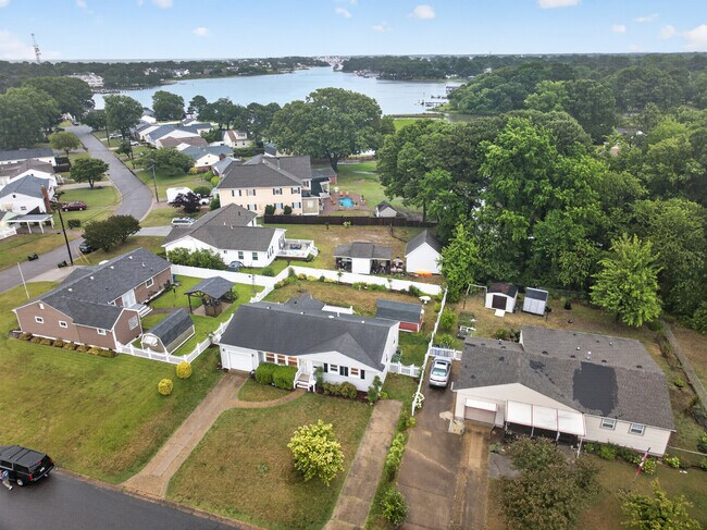Building Photo - 8516 Halprin Dr
