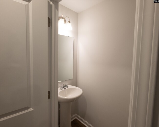 Building Photo - 327 Canary Grass Ct