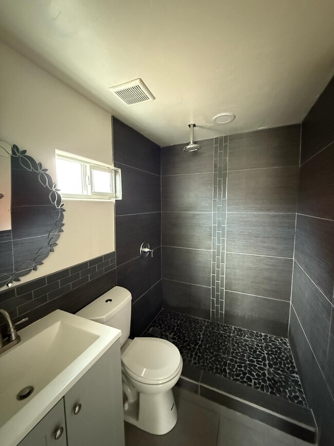 Building Photo - 3917 S Liberty Ave