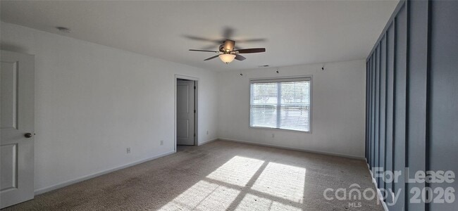 Building Photo - 990 Pennington Dr