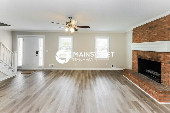 Building Photo - 3 Bedroom Pet-Friendly Home in CONYERS, GA...
