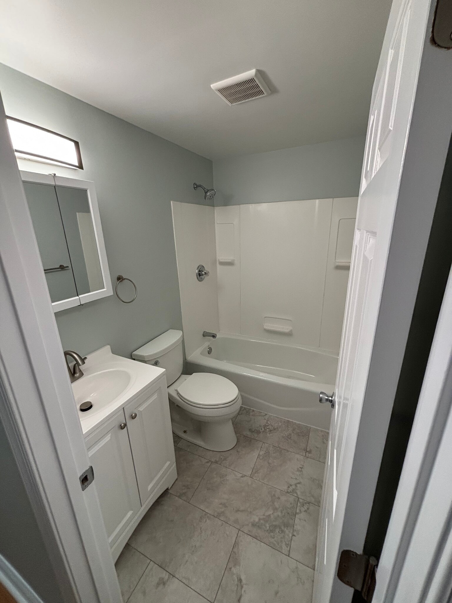 Building Photo - 3458 Keswick Rd