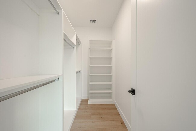 Building Photo - 15006 N Ivory Dr