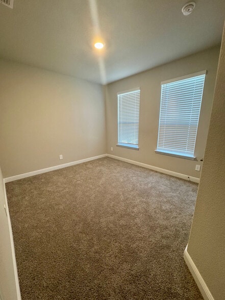 Building Photo - 16020 Bronte Lane