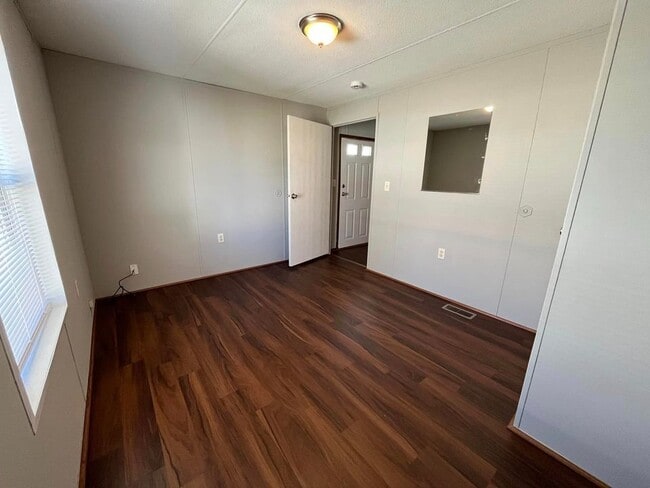 Building Photo - 3510 N 9th St