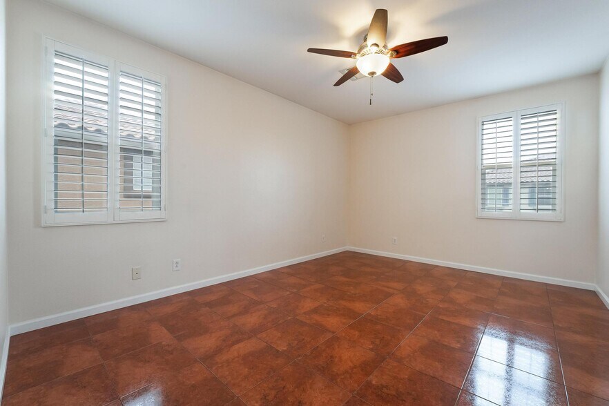 Building Photo - 6255 W Arby Ave