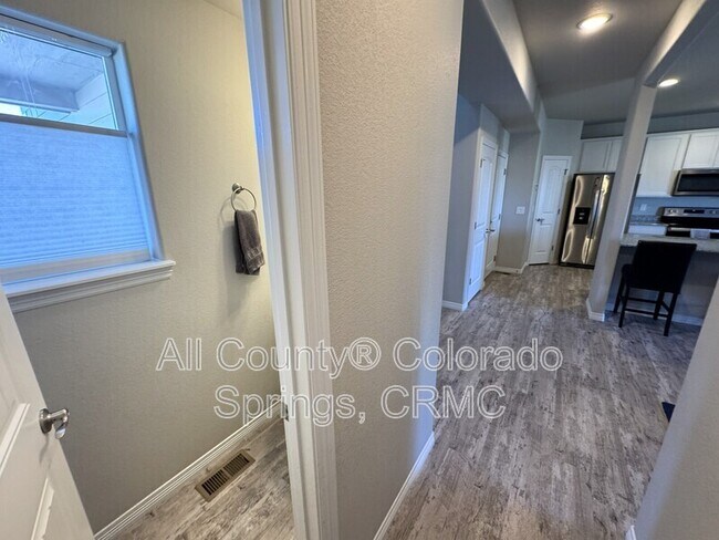 Building Photo - 10451 Wrangell Cir
