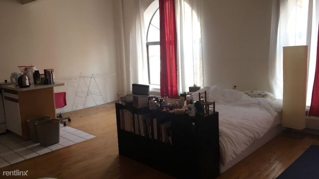 Building Photo - 262 Taaffe Pl