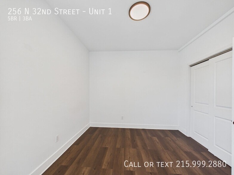 Building Photo - 256 N 32nd St
