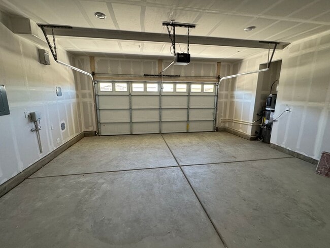 Building Photo - All electric solar home!