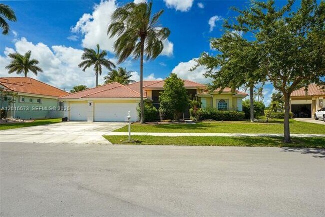 Building Photo - 2575 Muirfield Terrace