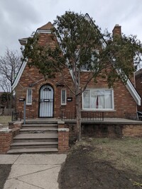 Building Photo - 17378 Kentucky St