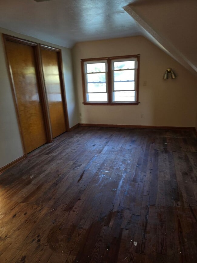 Building Photo - 12405 Reindeer Ave