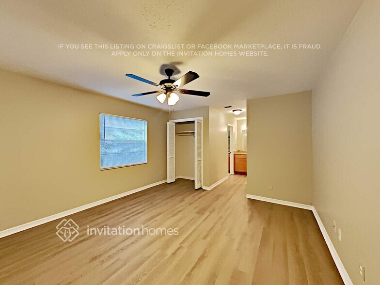 Building Photo - 715 Foxglove Pl