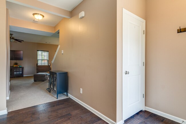 Building Photo - 309 Parmley Ln